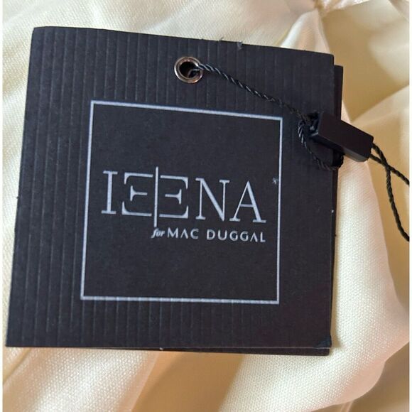 Mac Duggal Ieena NWT Ruffle Tiered Buckle Detail Dress in Cream Size 8 - Picture 15 of 16